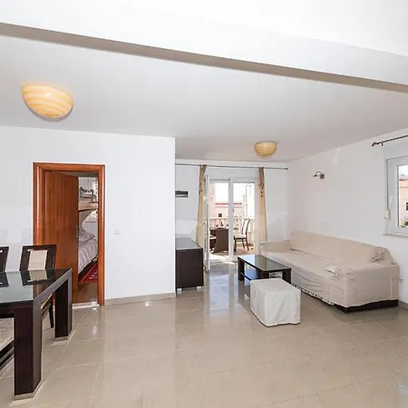 Apartment Lenko Makarska