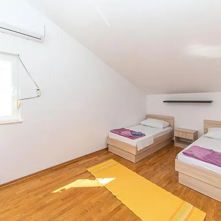 Lenko Apartment Makarska